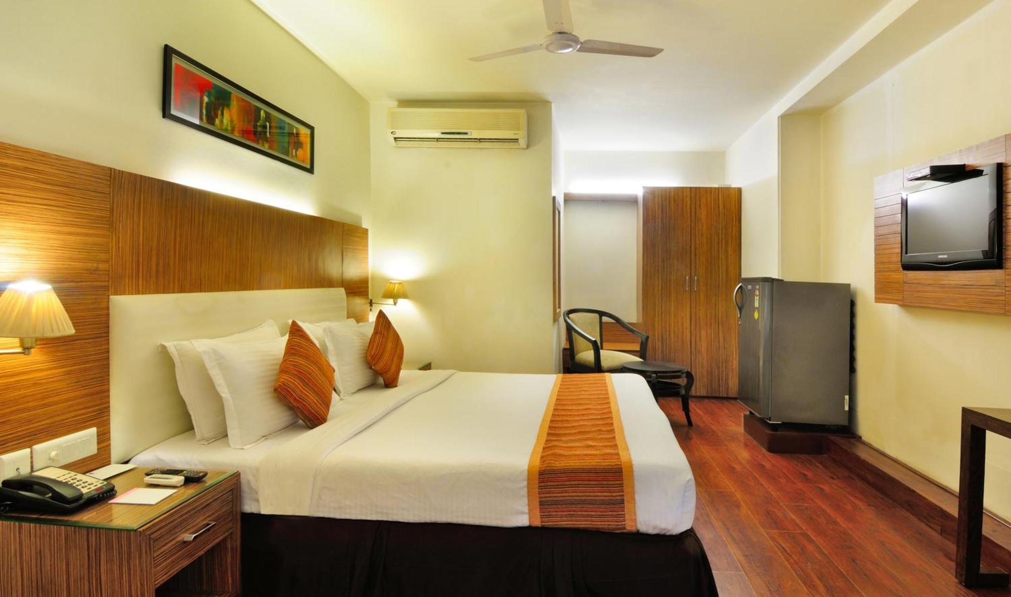 Hotel Crossroads Gurgaon Exterior foto